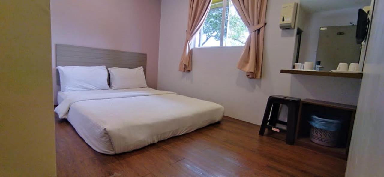 Dream House Hotel Skudai Exterior foto
