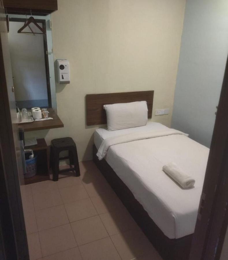 Dream House Hotel Skudai Exterior foto