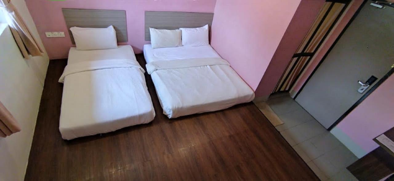 Dream House Hotel Skudai Exterior foto