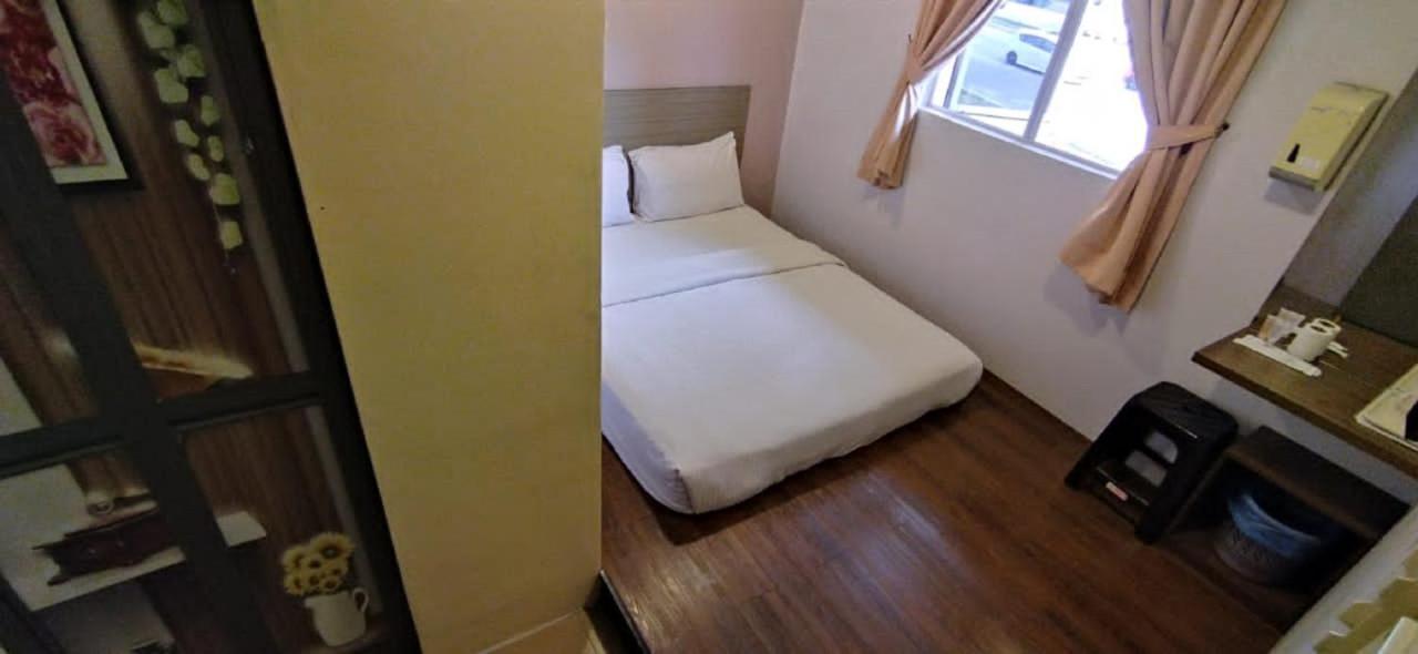 Dream House Hotel Skudai Exterior foto